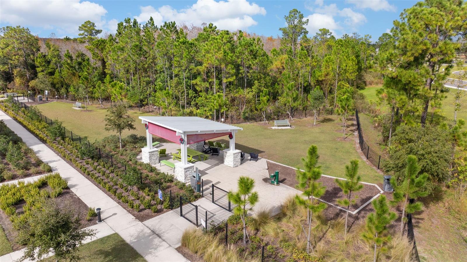 Image 31 of 37 For 11607 Sunsail Avenue