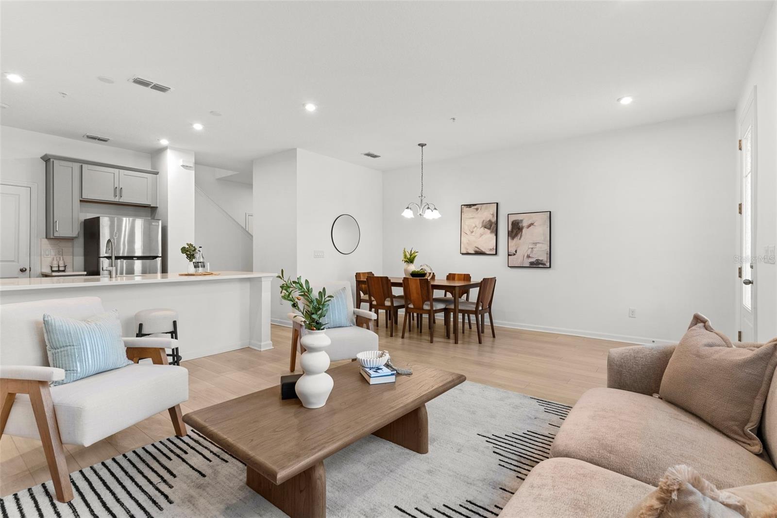 Image 4 of 37 For 11607 Sunsail Avenue