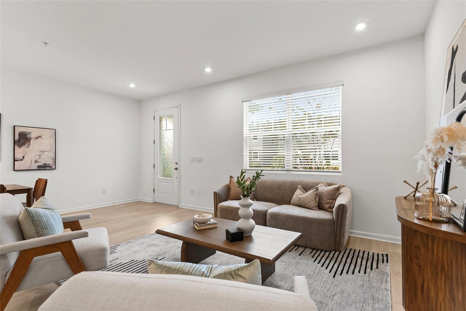 Image 5 of 37 For 11607 Sunsail Avenue