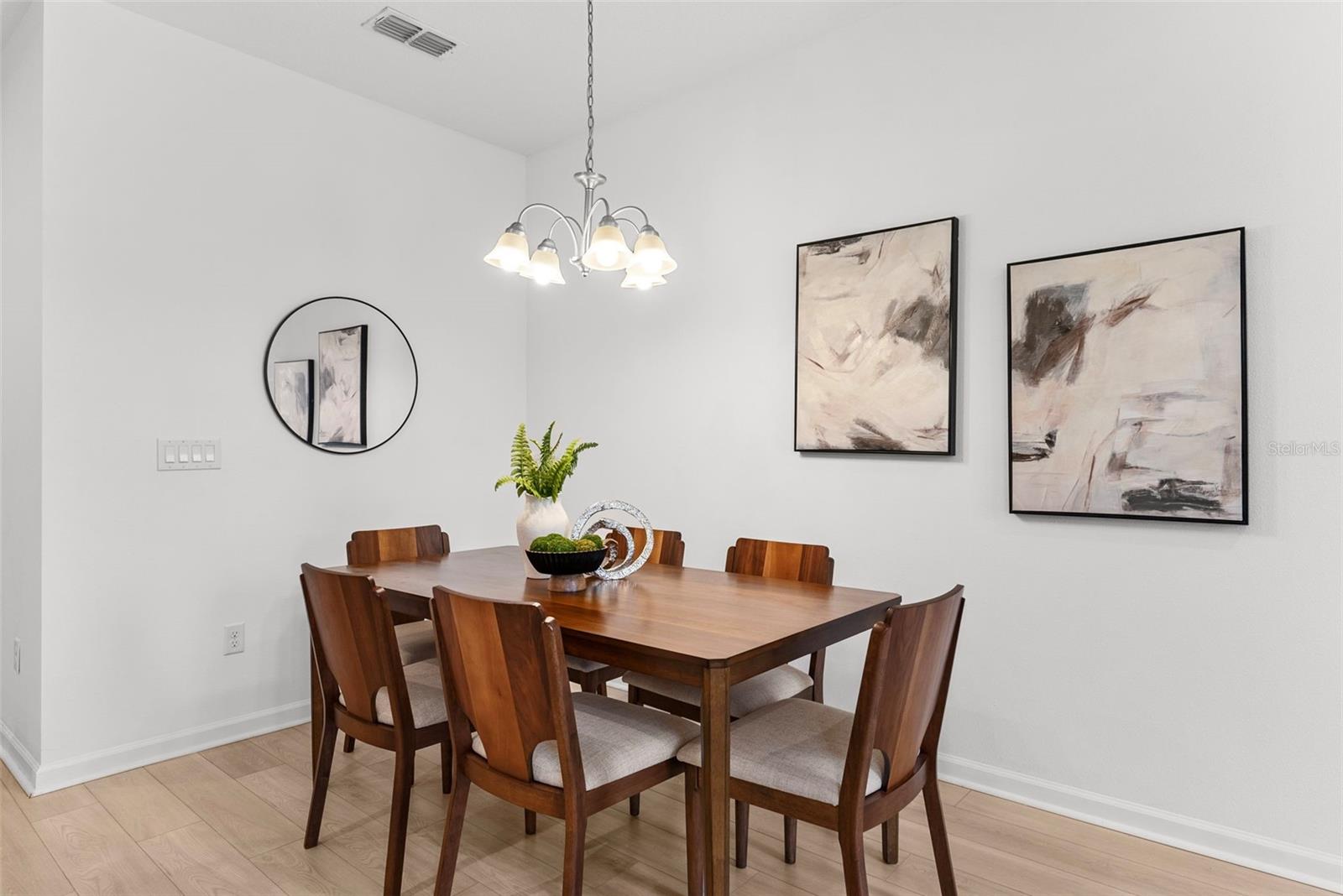 Image 7 of 37 For 11607 Sunsail Avenue