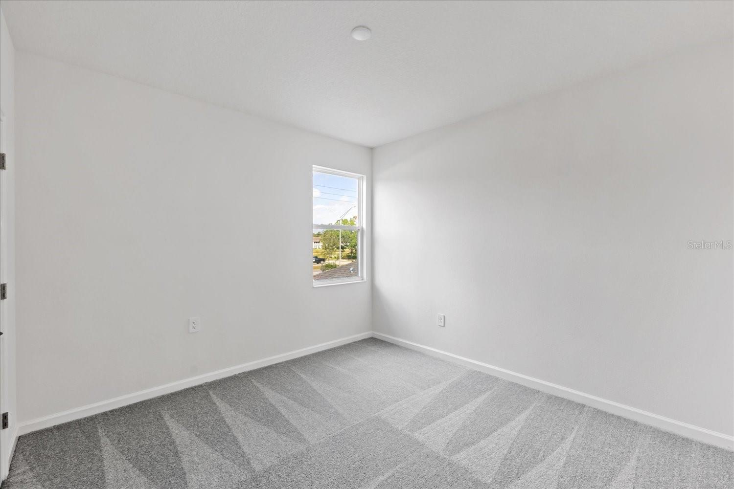 Image 14 of 17 For 9612 Vibrant Lane