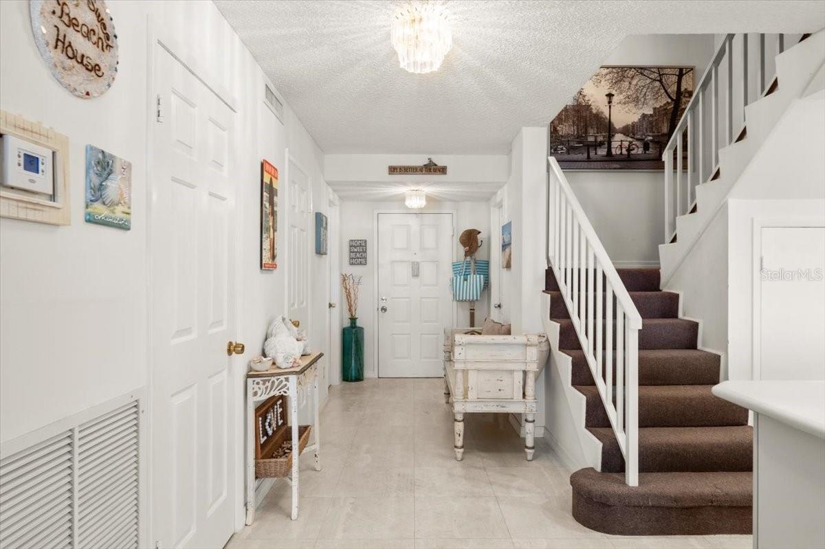 Image 22 of 62 For 901 Atlantic Avenue Ph3