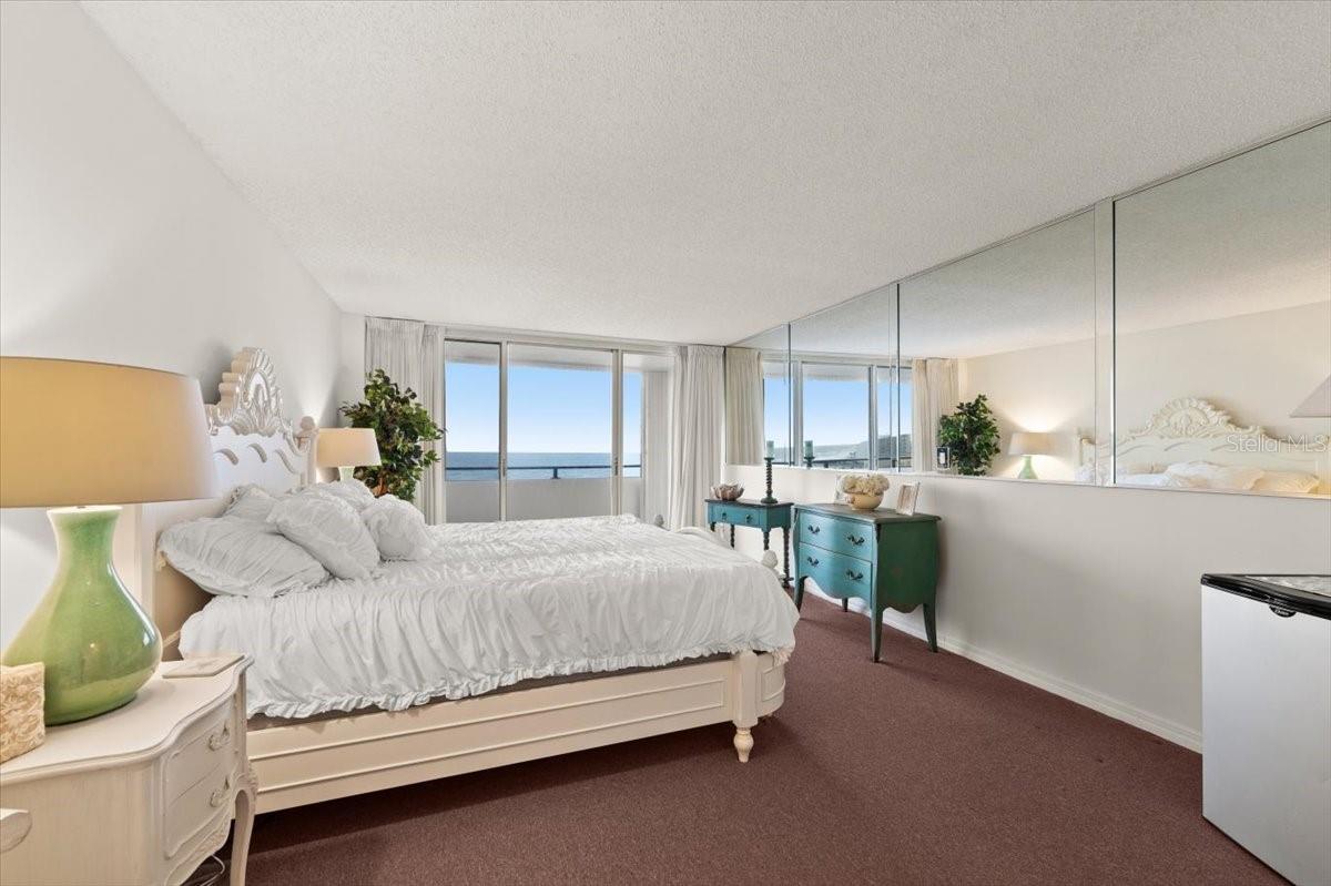 Image 31 of 62 For 901 Atlantic Avenue Ph3