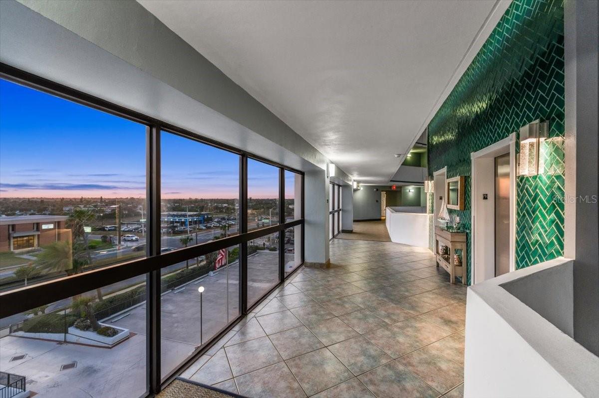 Image 52 of 62 For 901 Atlantic Avenue Ph3