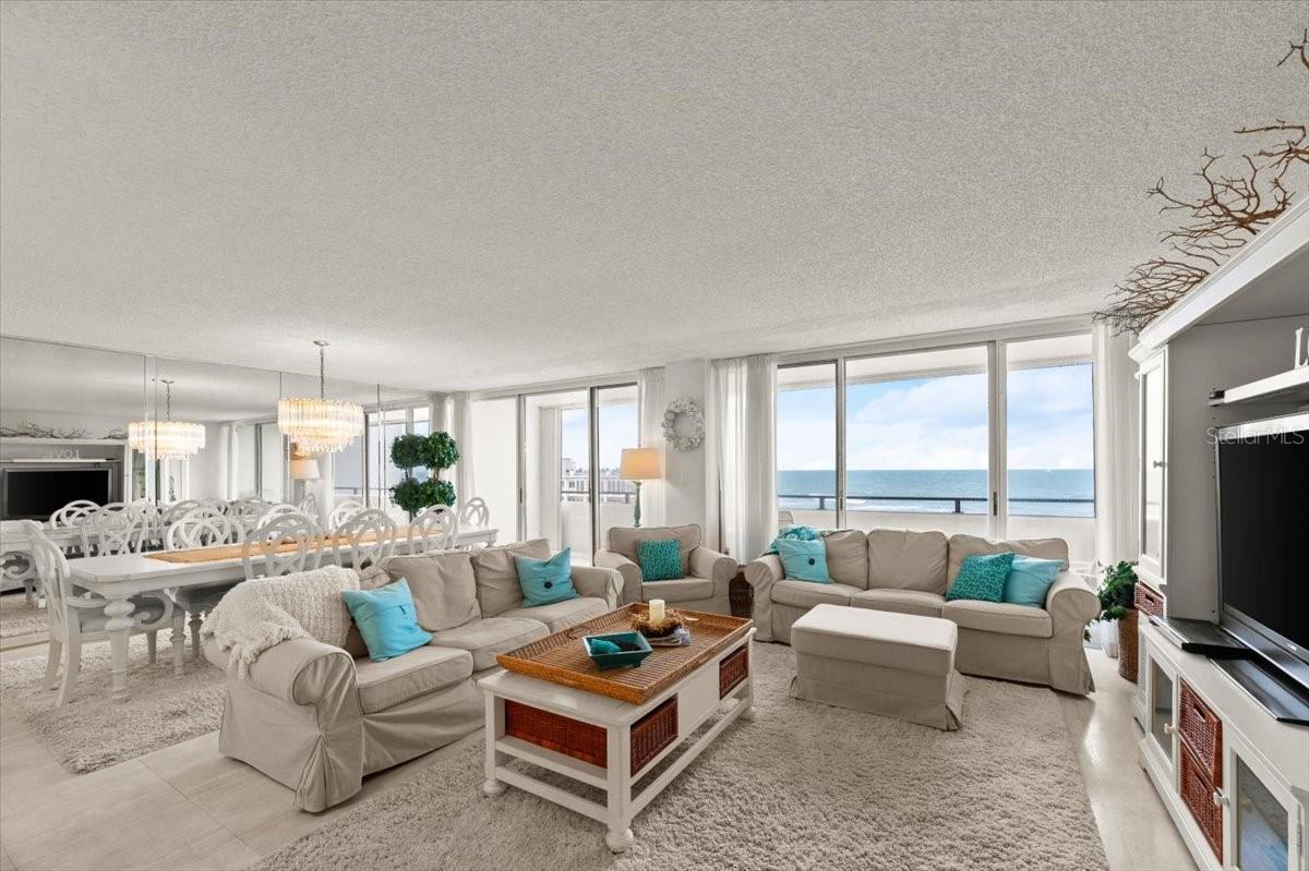 Image 6 of 62 For 901 Atlantic Avenue Ph3