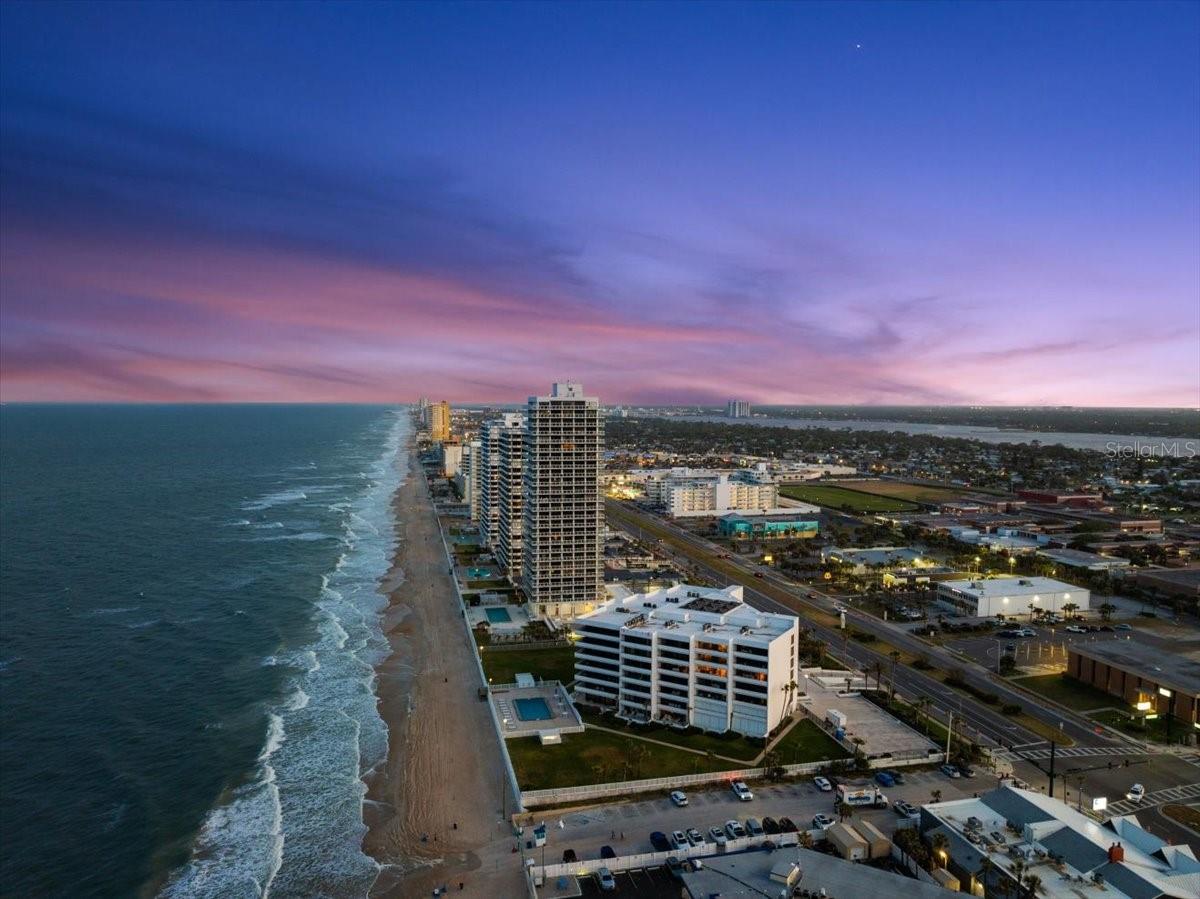 Image 61 of 62 For 901 Atlantic Avenue Ph3