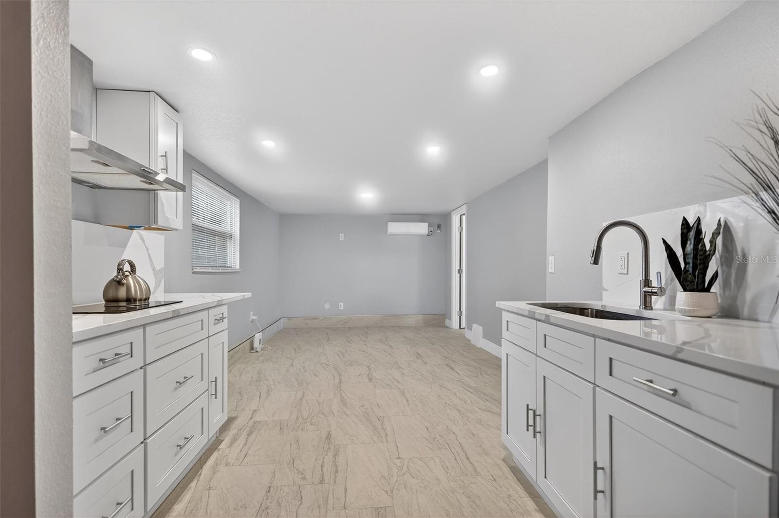 Image 29 of 48 For 917 Mack Avenue