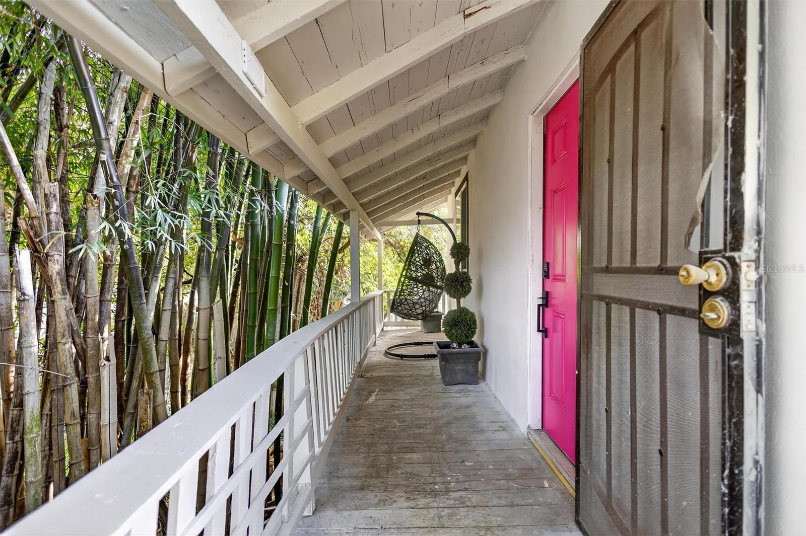 Image 8 of 48 For 917 Mack Avenue