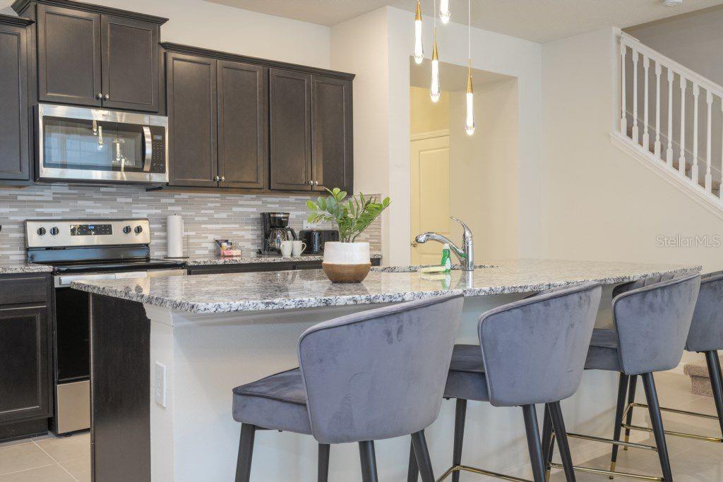 Image 9 of 30 For 4022 Lana Avenue