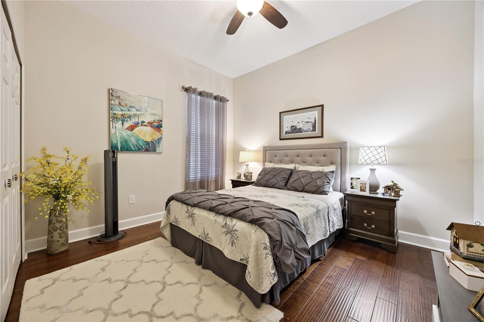 Image 32 of 40 For 4533 River Gem Avenue