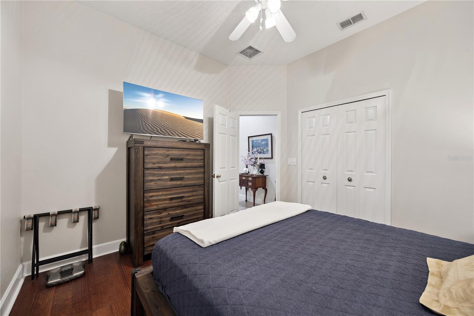 Image 33 of 40 For 4533 River Gem Avenue