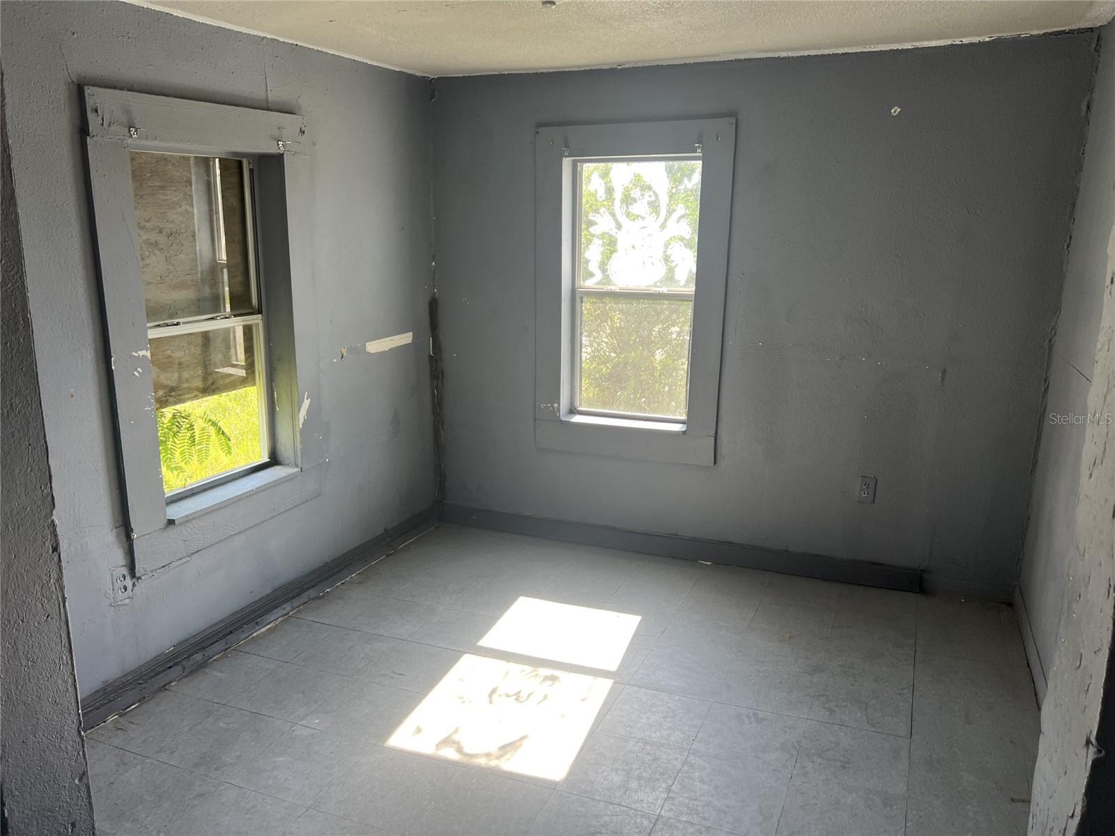 Image 8 of 8 For 507 6th Street