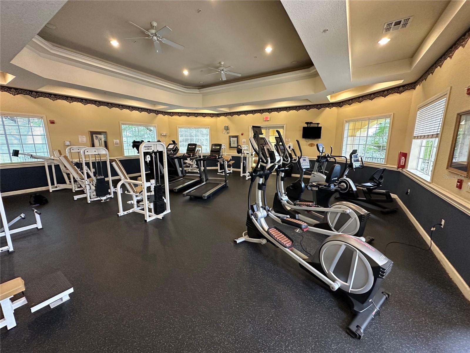 Image 21 of 26 For 1325 Lake Shadow Circle 12305