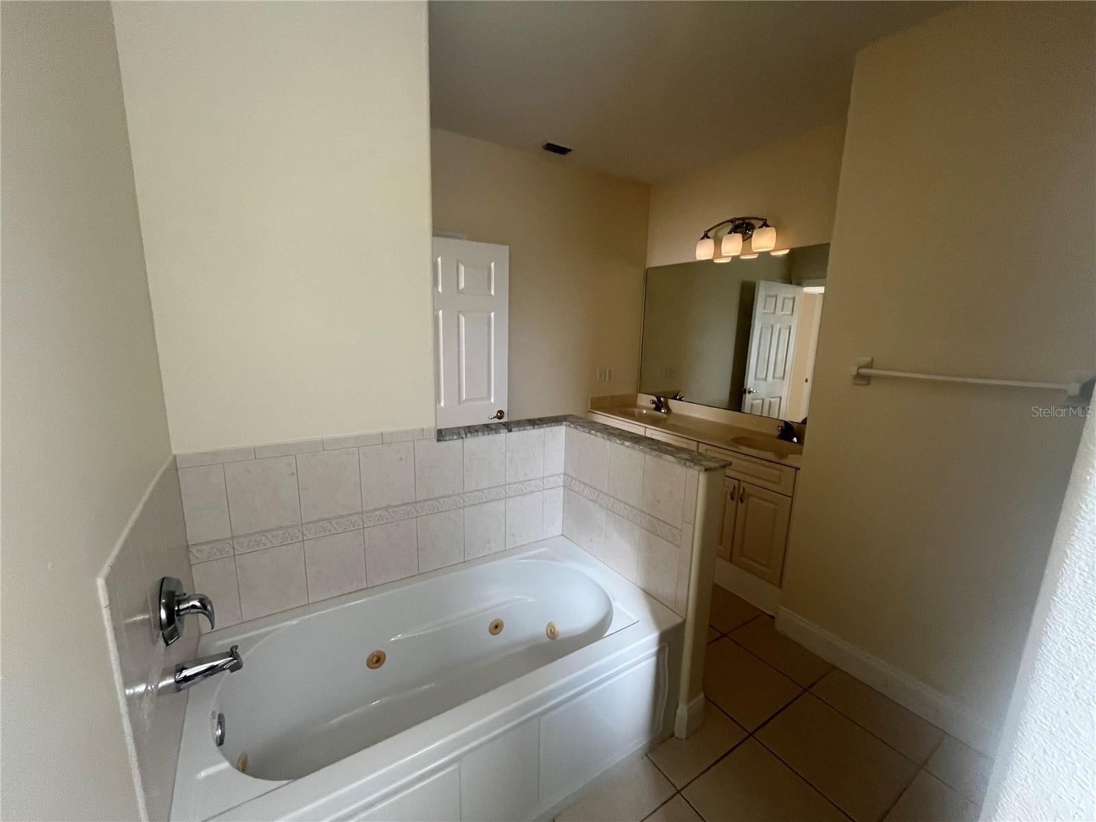 Image 12 of 15 For 10 Lewis Shire Place