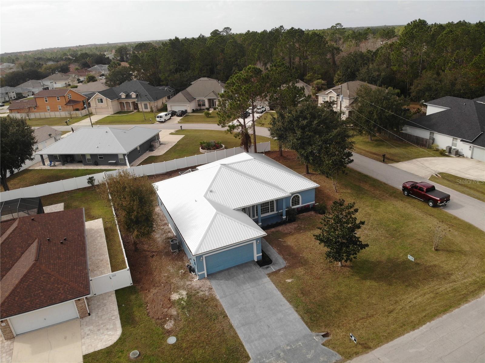 Image 2 of 15 For 10 Lewis Shire Place