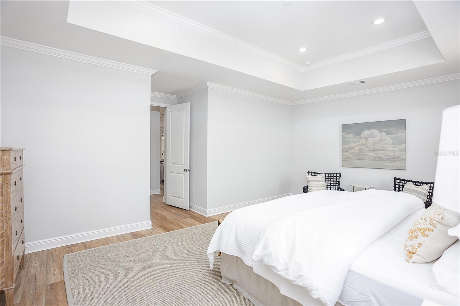 Image 9 of 27 For 10140 White Magnolia Square