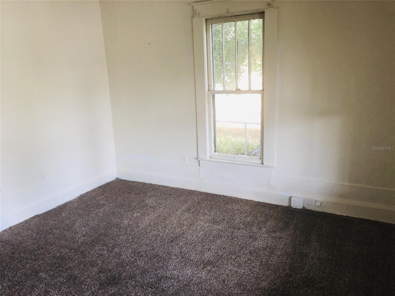 Image 6 of 6 For 1223 Parker Street 1