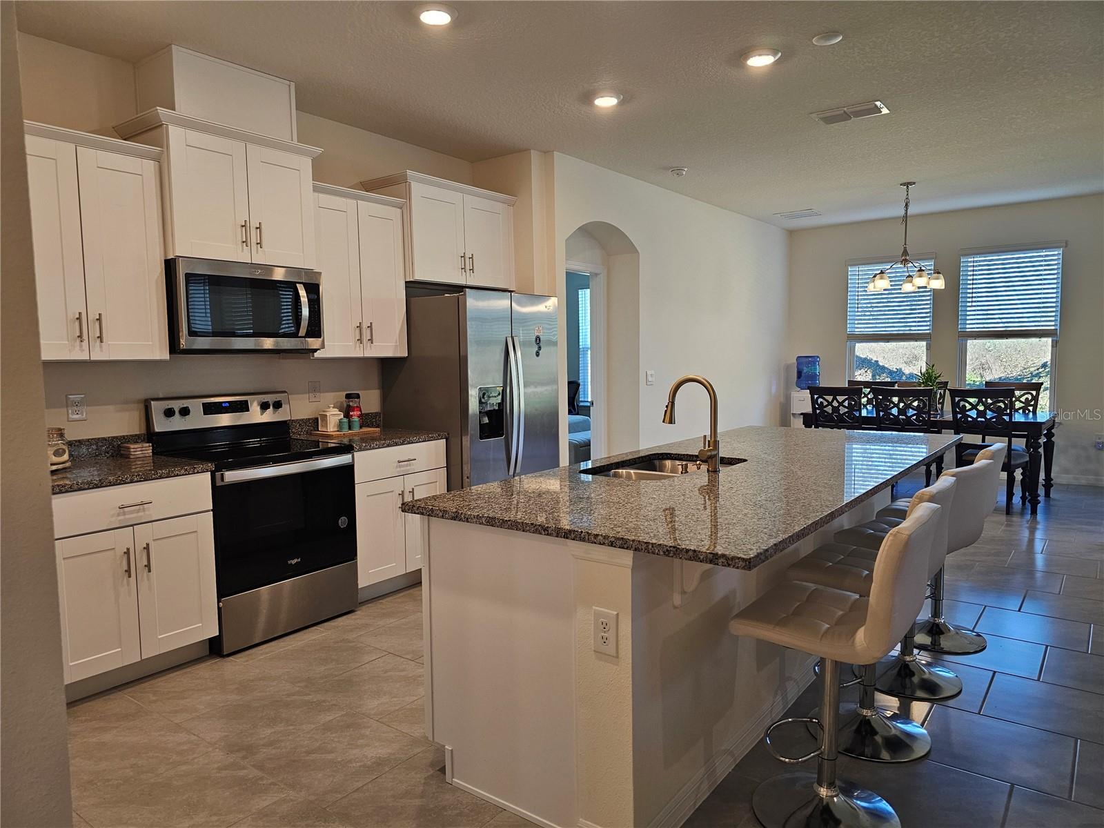 Image 6 of 38 For 2045 Rankin Street