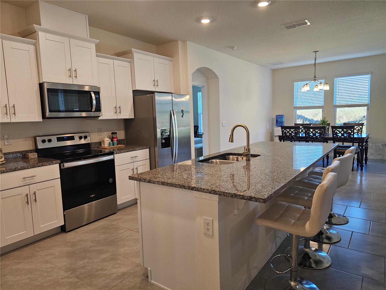 Image 9 of 38 For 2045 Rankin Street