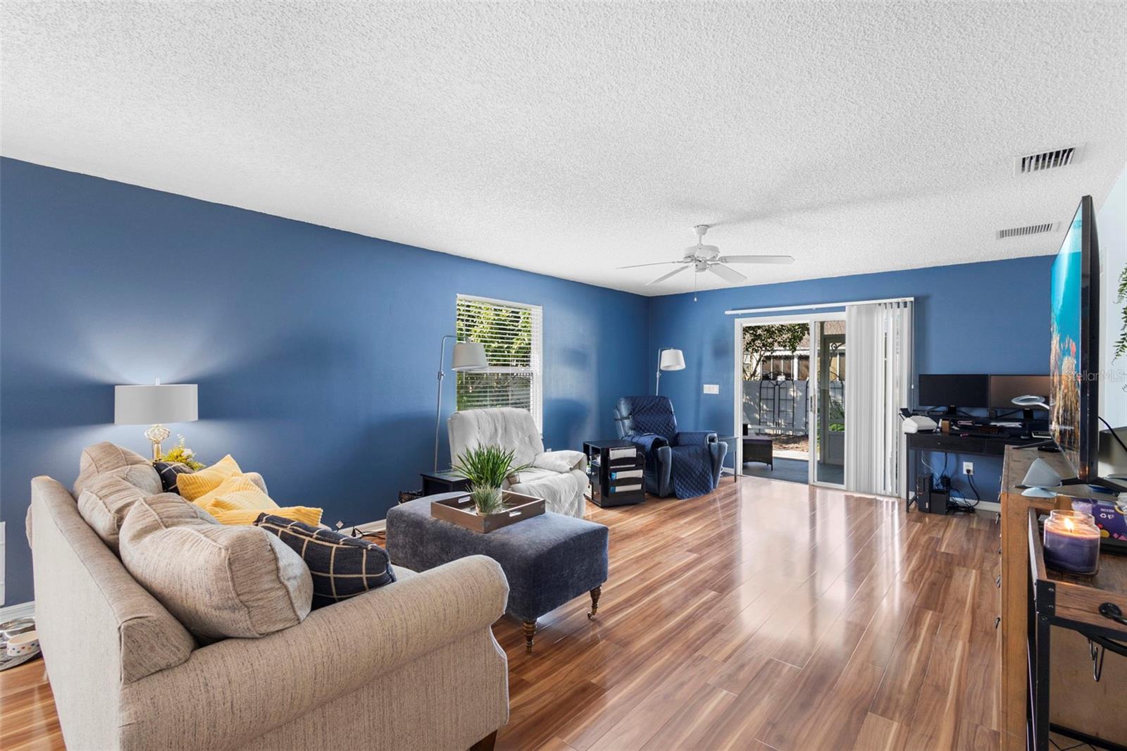 Image 11 of 31 For 9089 177th Belmont Place