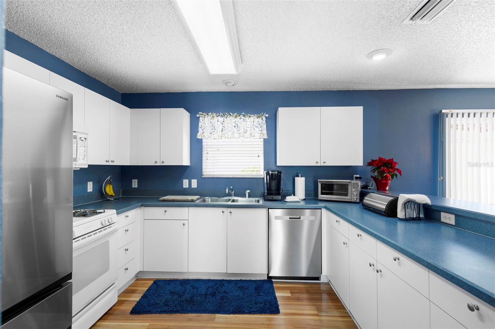 Image 18 of 31 For 9089 177th Belmont Place