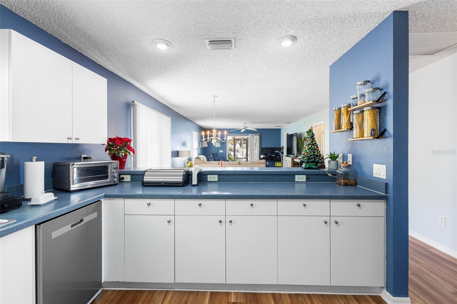 Image 21 of 31 For 9089 177th Belmont Place