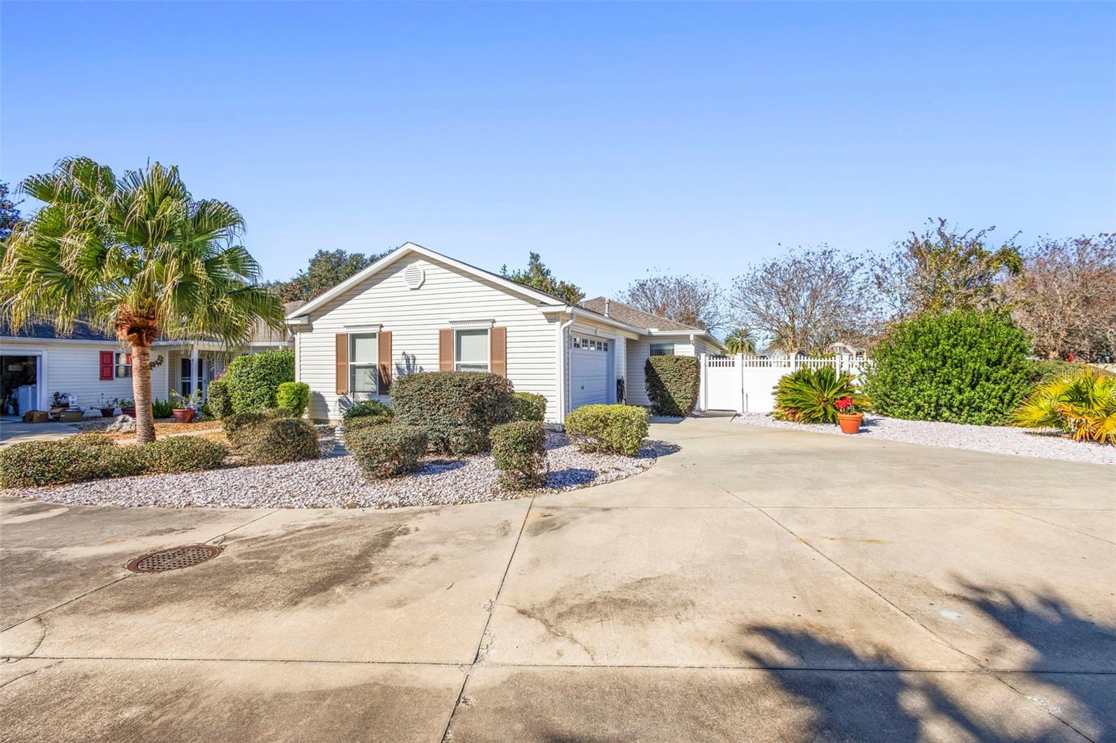 Image 3 of 31 For 9089 177th Belmont Place