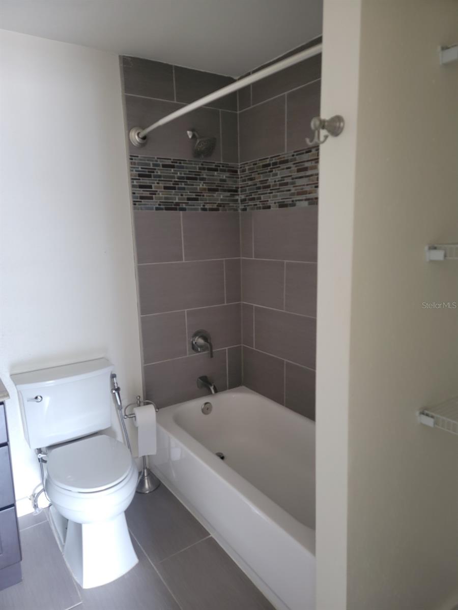 Image 7 of 11 For 1241 Canton Street