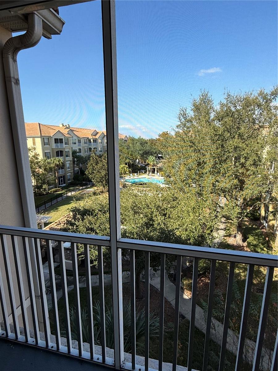 Image 10 of 34 For 3332 Robert Trent Jones Dr  40503