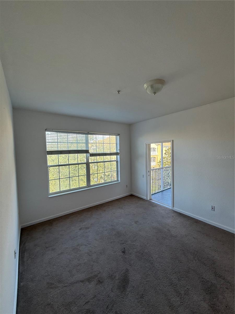 Image 9 of 34 For 3332 Robert Trent Jones Dr  40503