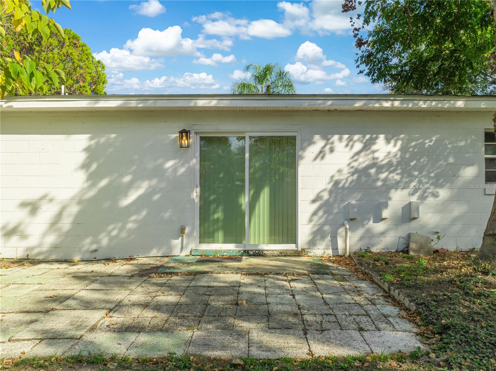 Image 26 of 31 For 2338 Juno Avenue