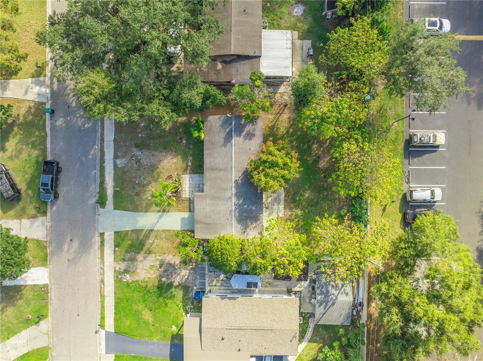 Image 29 of 31 For 2338 Juno Avenue