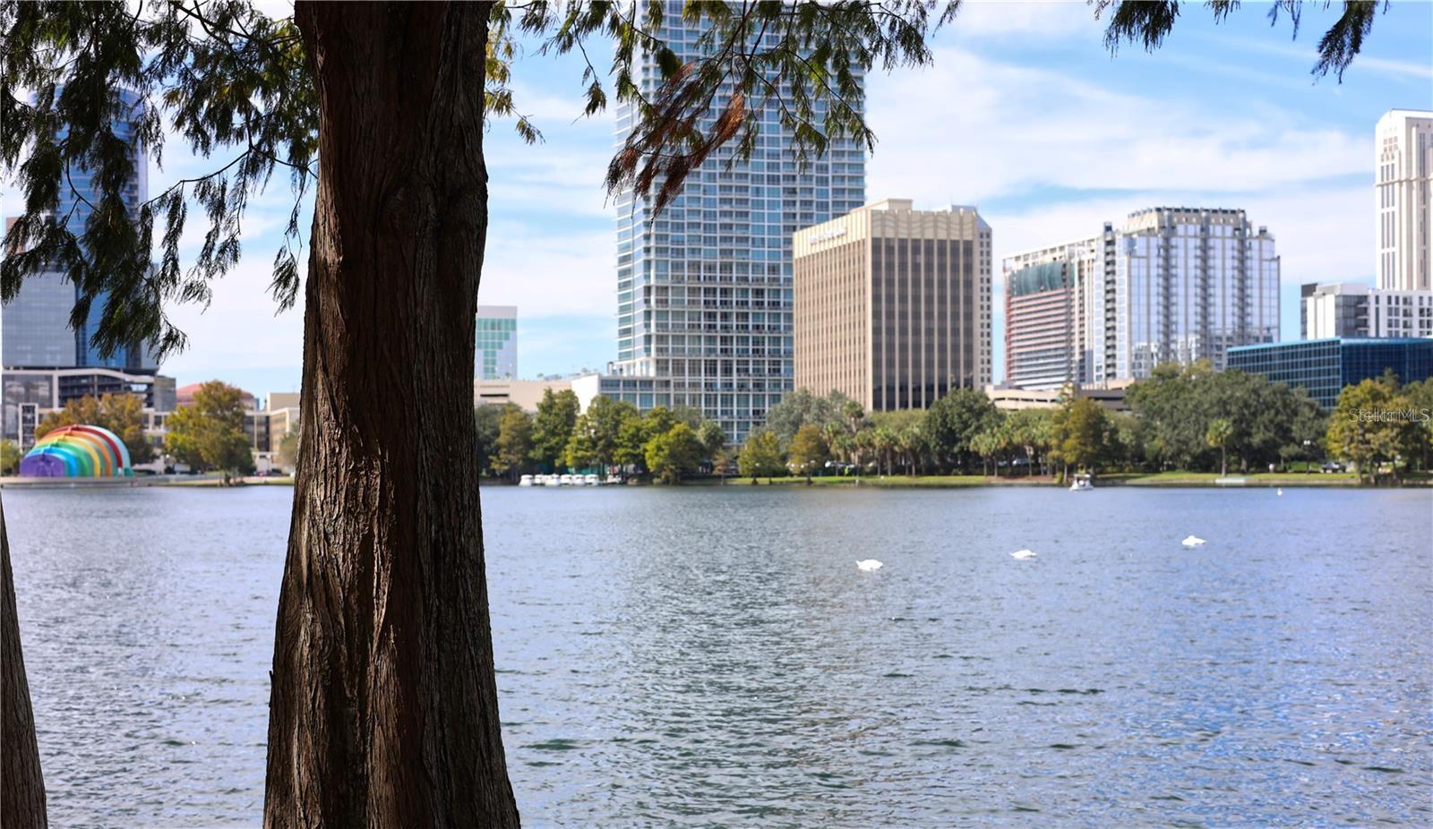 Image 10 of 11 For 600 Cathcart Avenue