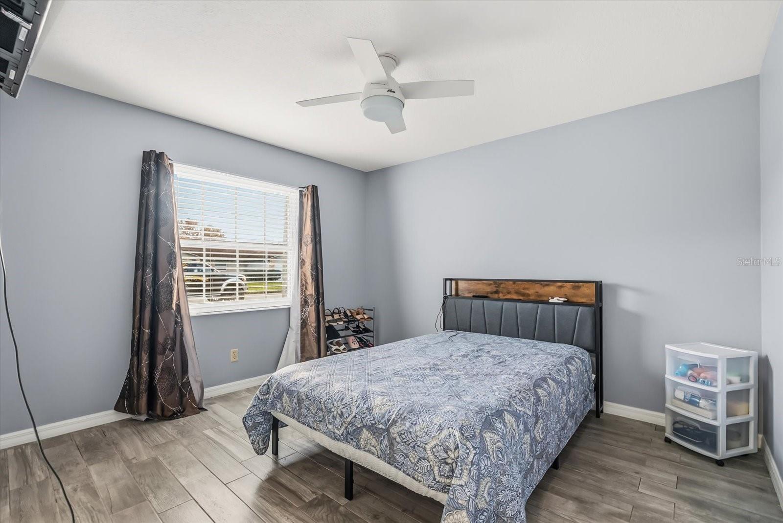 Image 13 of 31 For 9729 Heatherwood Court