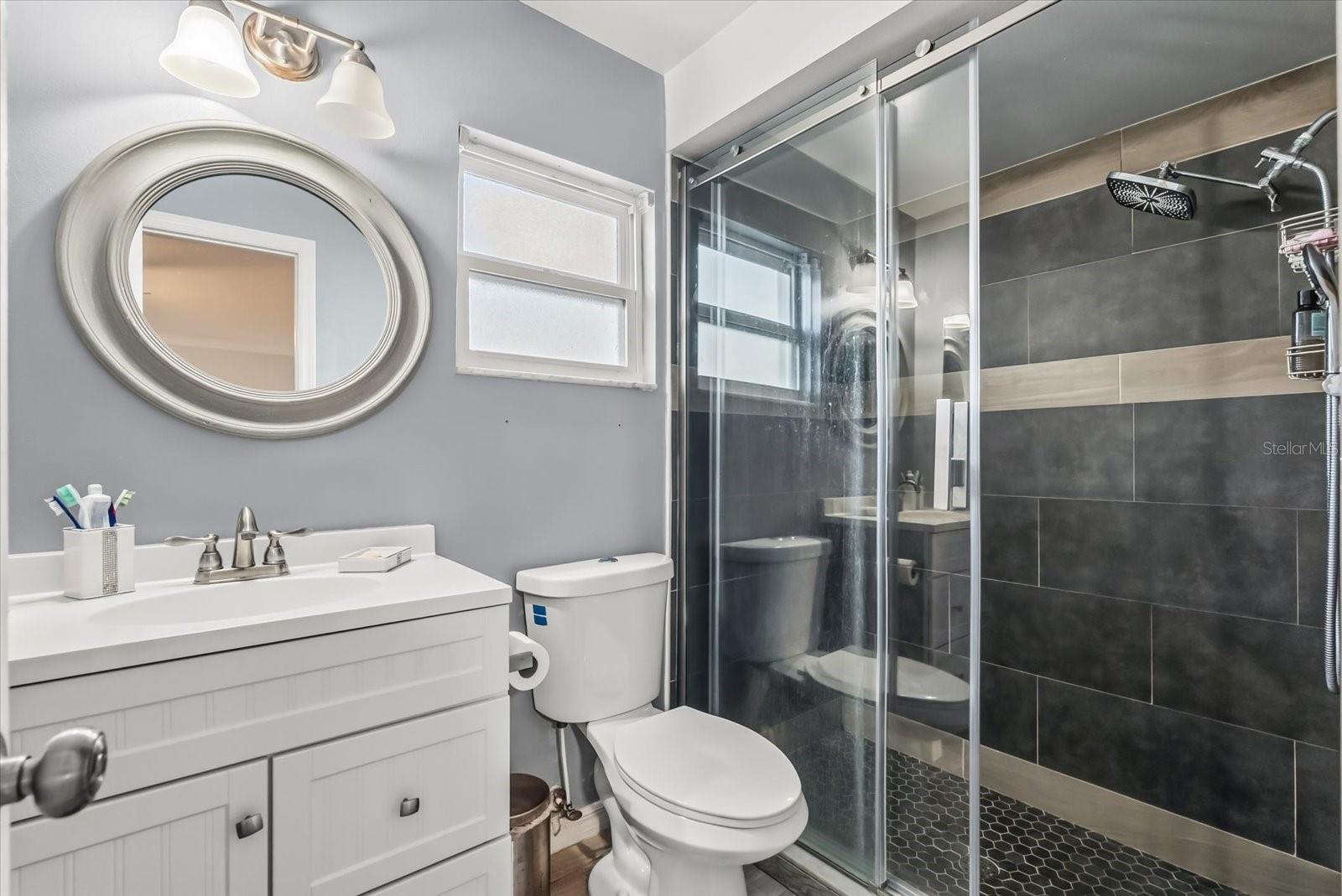 Image 19 of 31 For 9729 Heatherwood Court