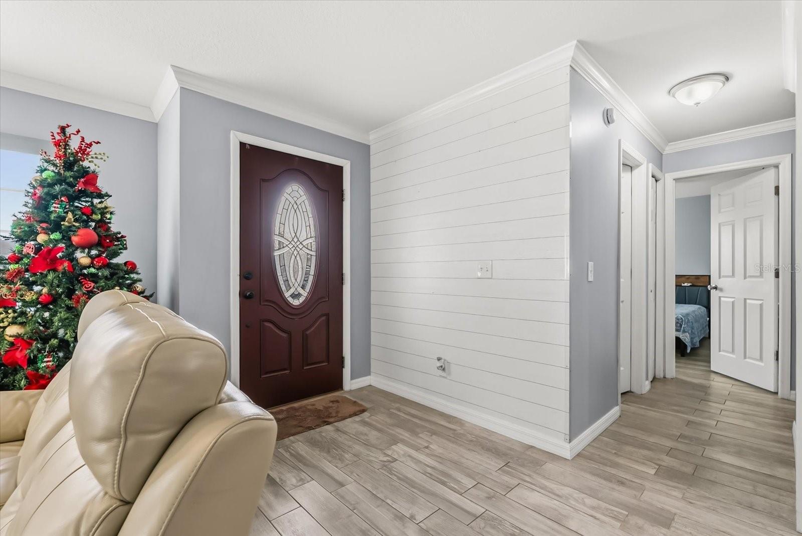 Image 2 of 31 For 9729 Heatherwood Court