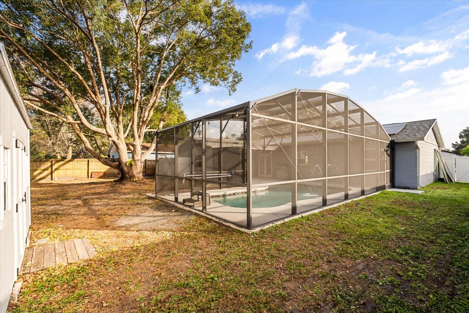 Image 26 of 31 For 9729 Heatherwood Court