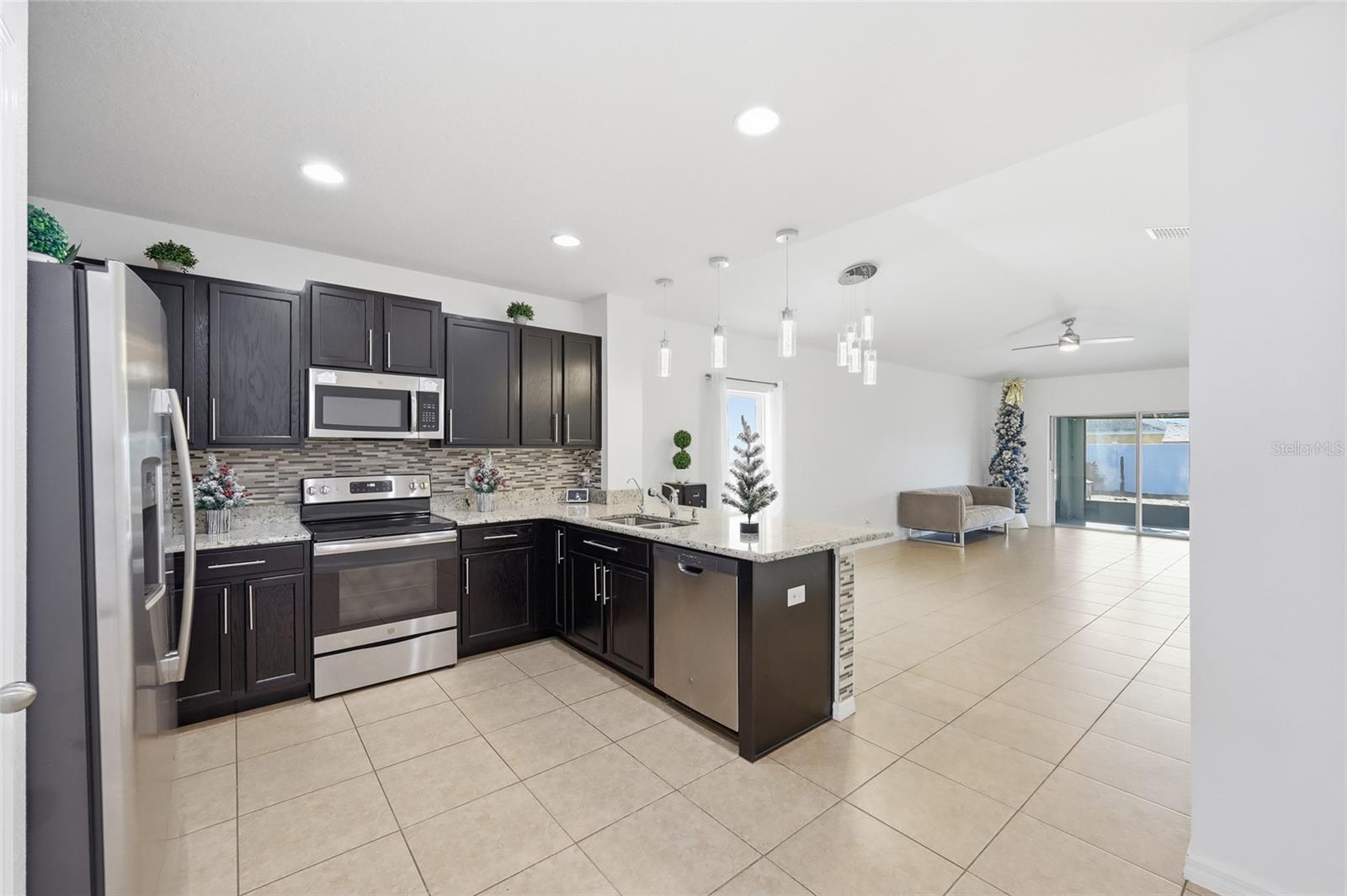 Image 11 of 44 For 4636 Marcos Circle