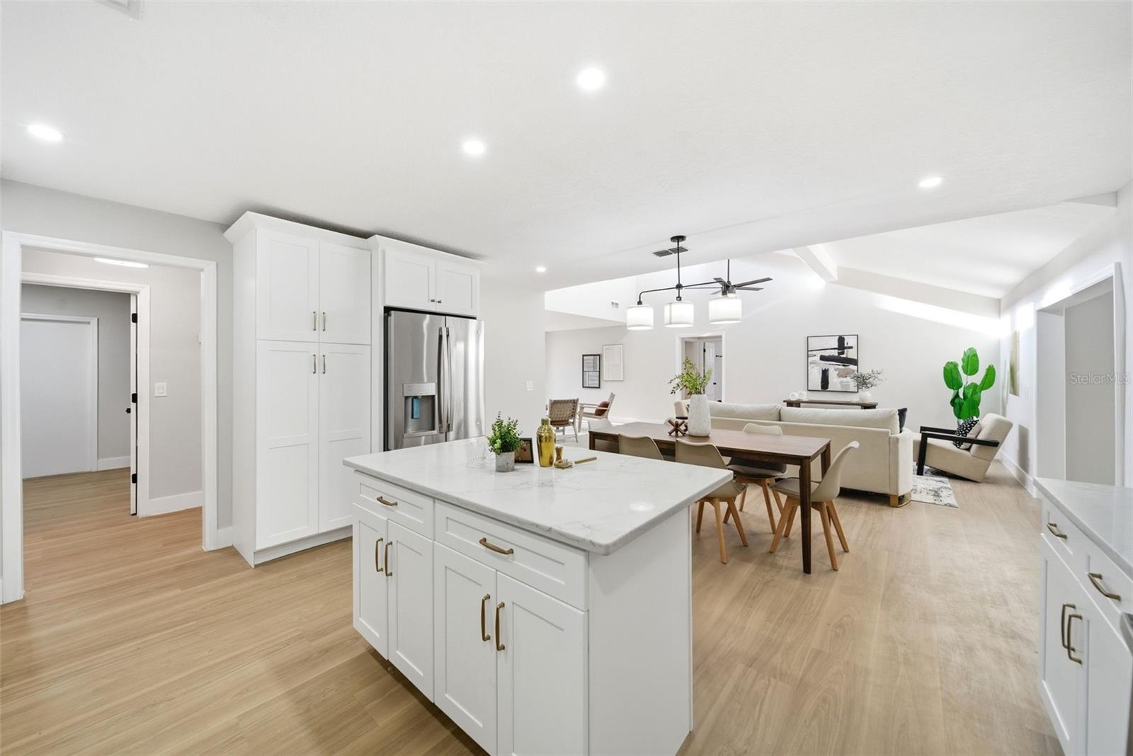 Image 11 of 38 For 1710 Woodside Court