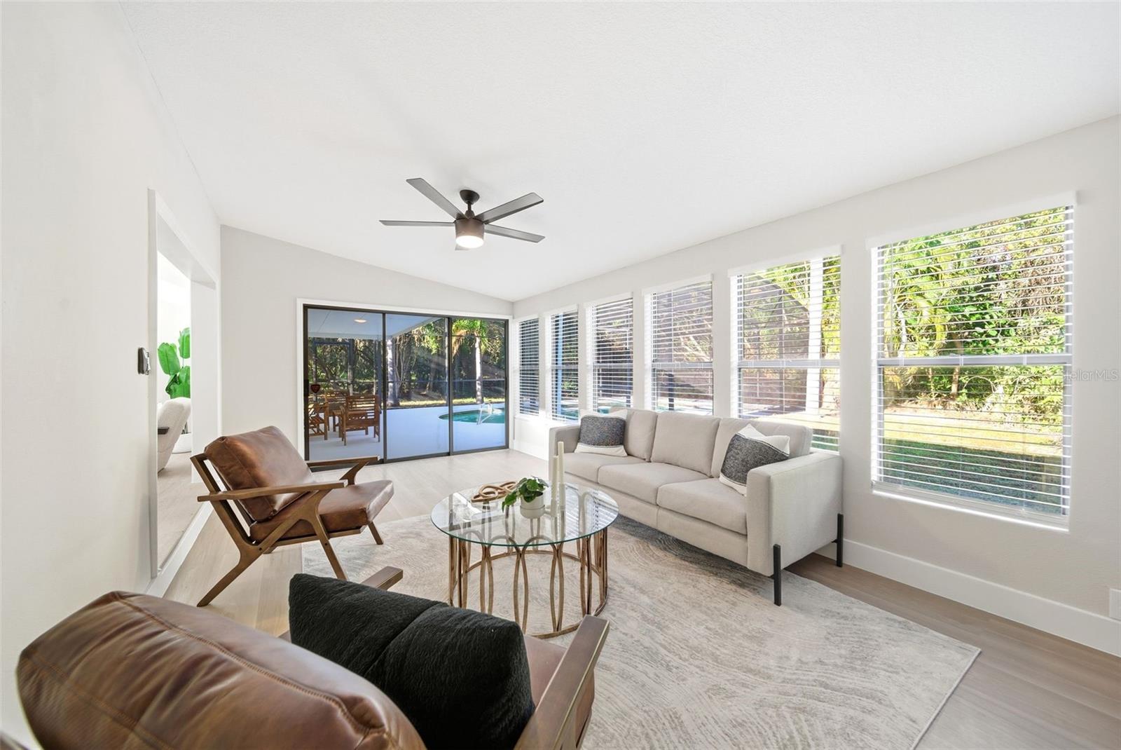 Image 27 of 38 For 1710 Woodside Court