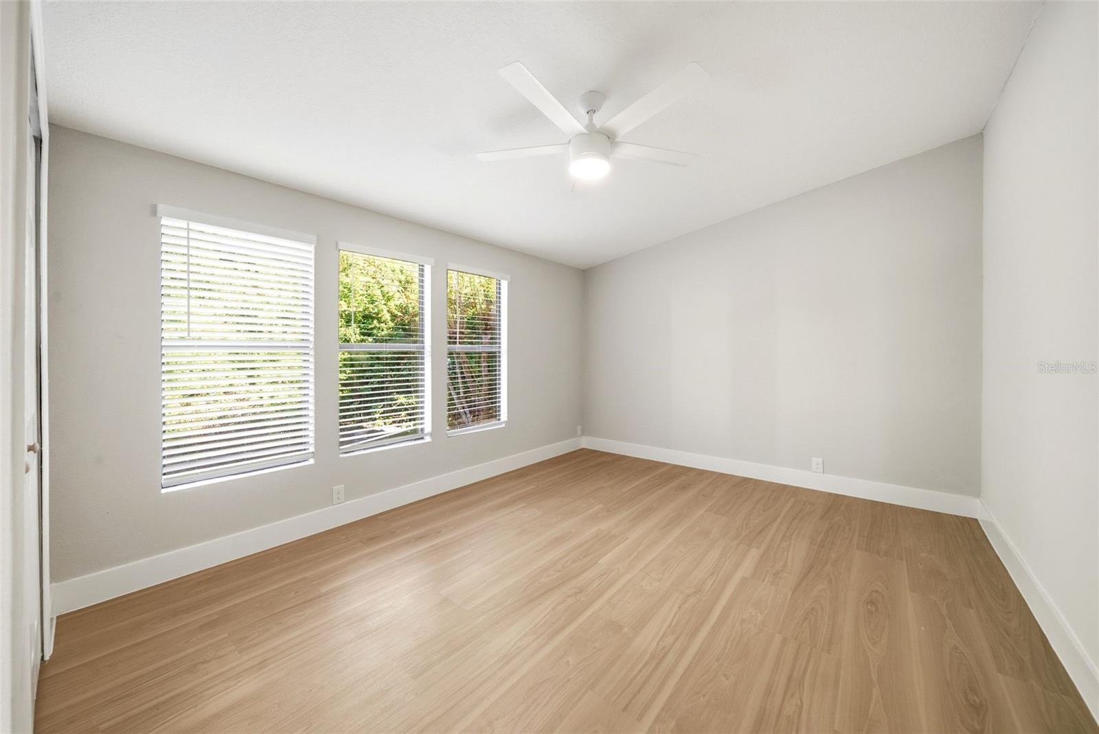 Image 40 of 50 For 1710 Woodside Court