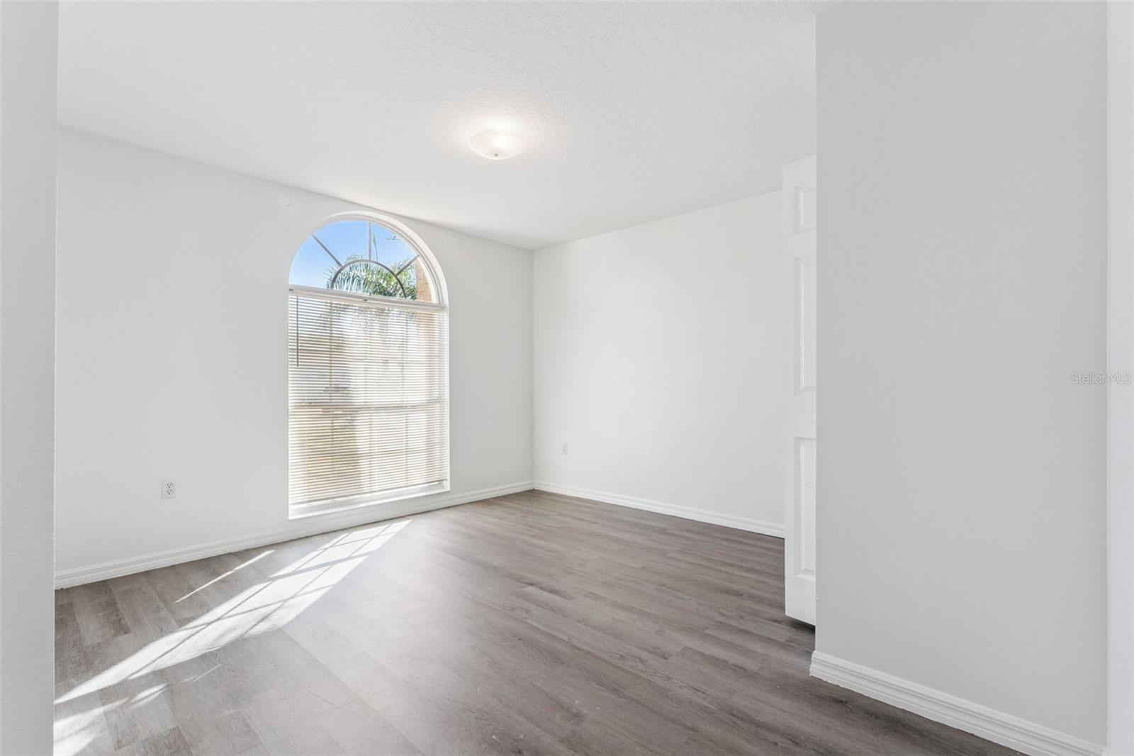 Image 8 of 36 For 127 Westport Lane