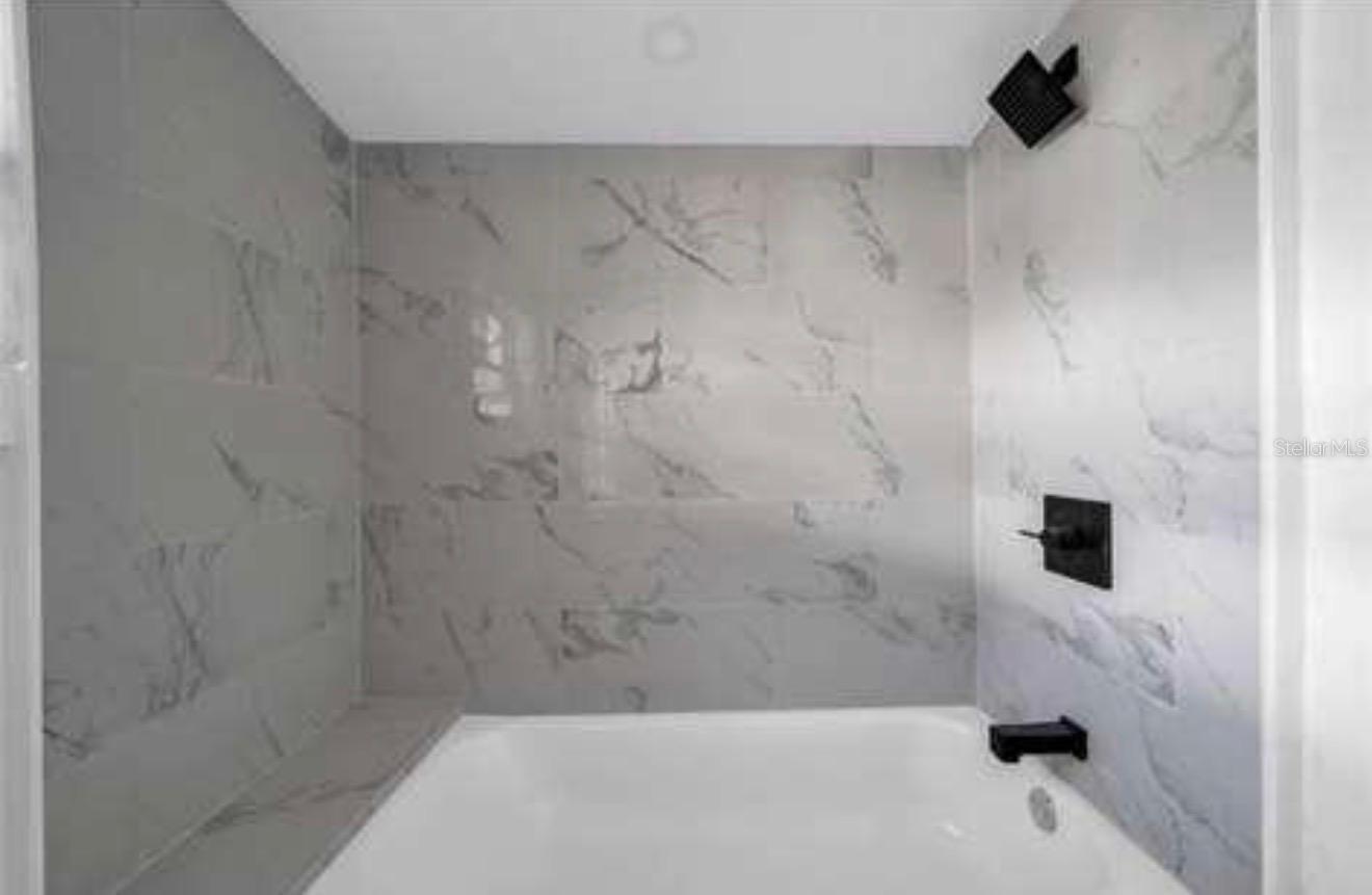 Image 21 of 28 For 3105 17th Street