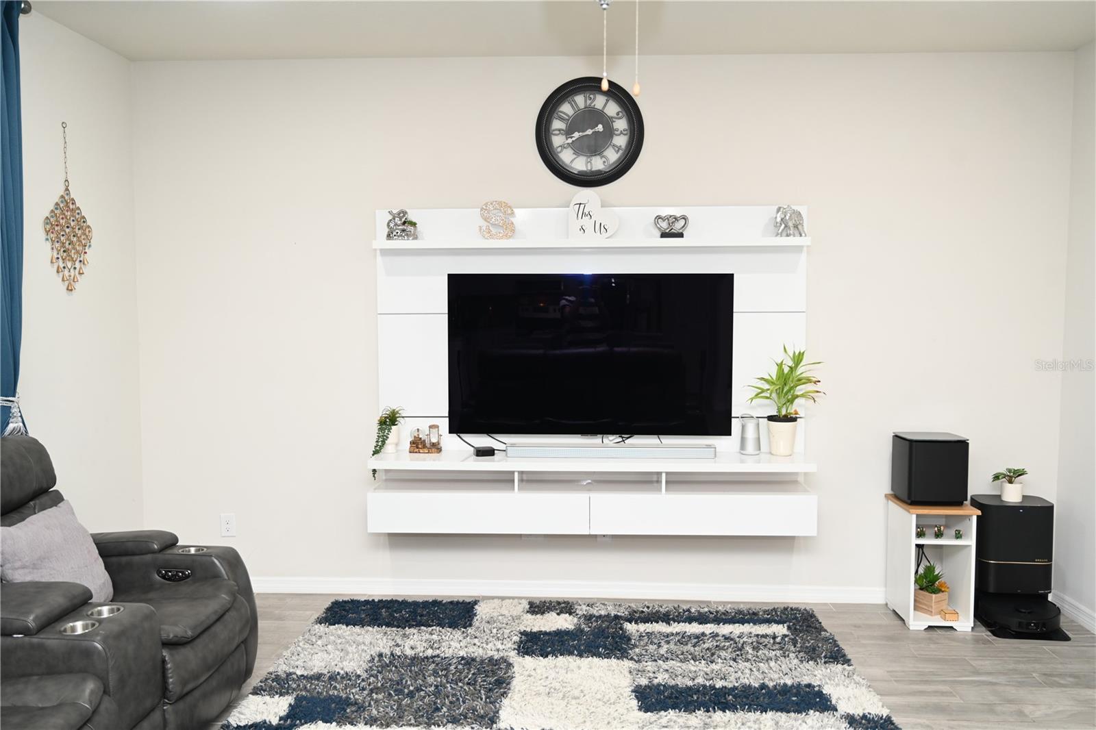 Image 7 of 35 For 4028 Diamond Dew Lane