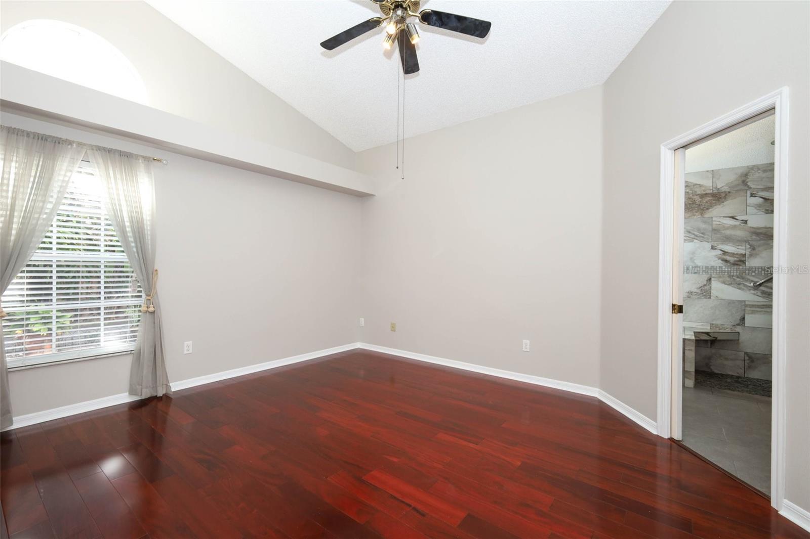 Image 15 of 40 For 994 Piedmont Oaks Drive