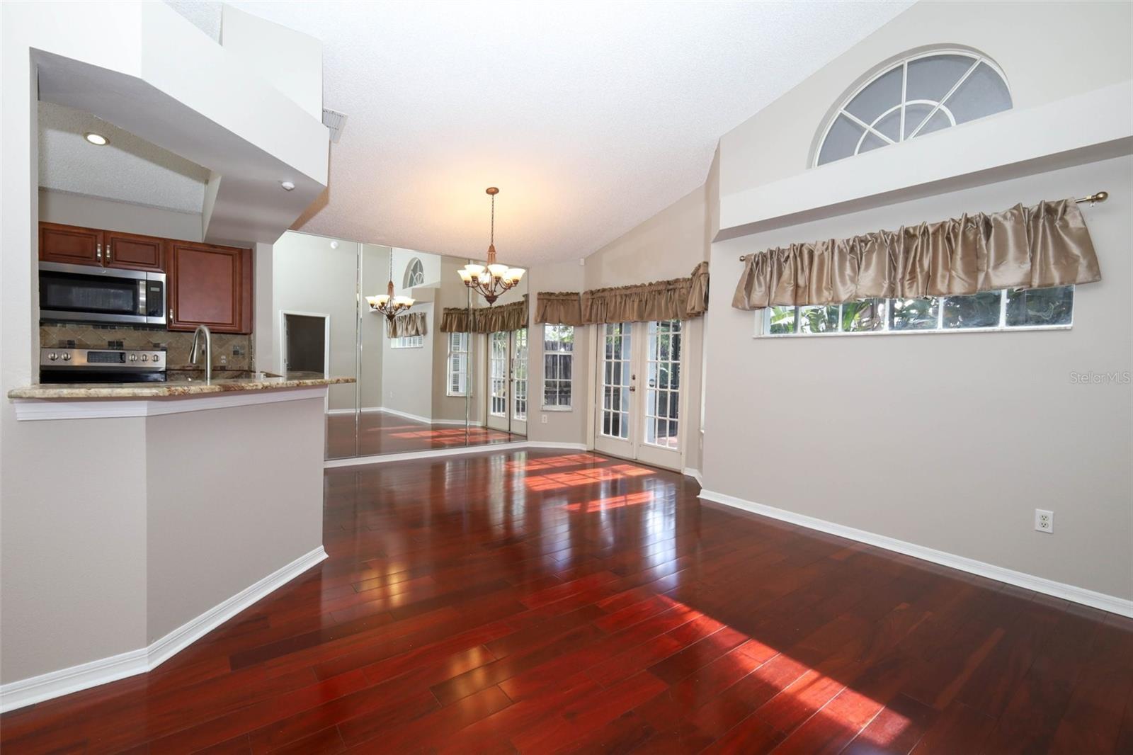 Image 6 of 40 For 994 Piedmont Oaks Drive