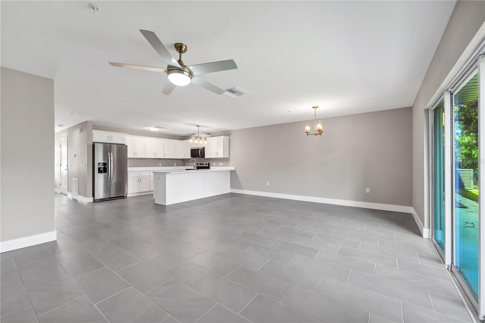 Image 12 of 37 For 37 15th Terrace