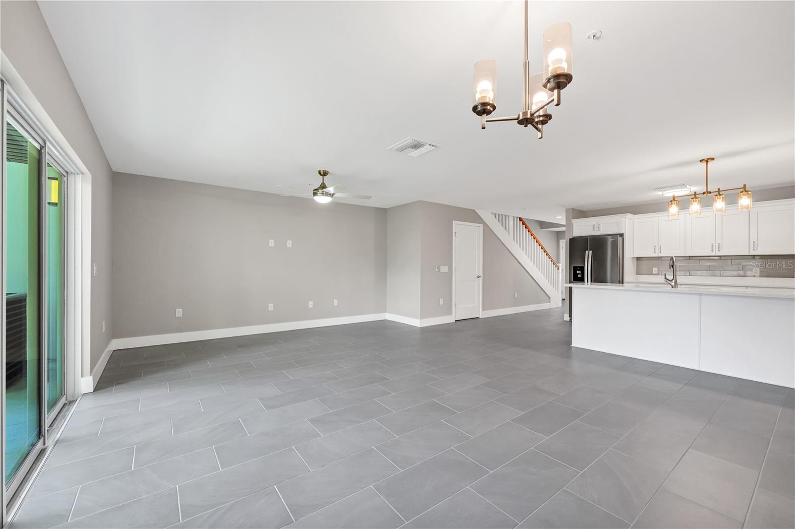 Image 18 of 37 For 37 15th Terrace