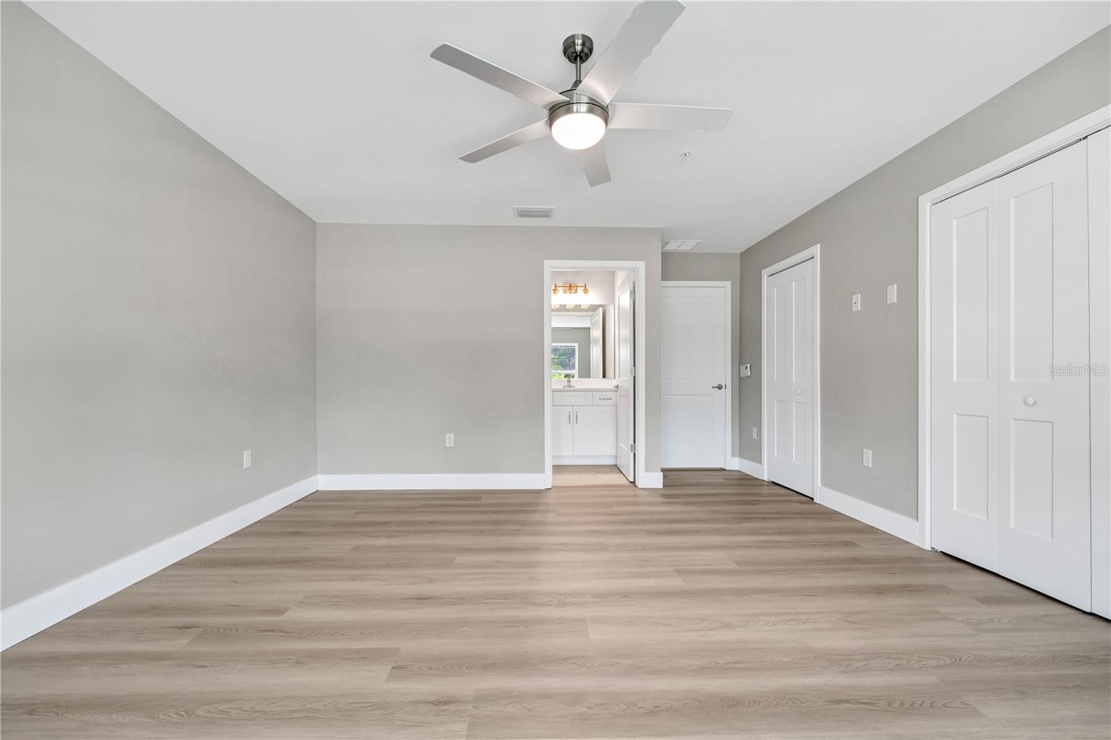 Image 22 of 37 For 37 15th Terrace