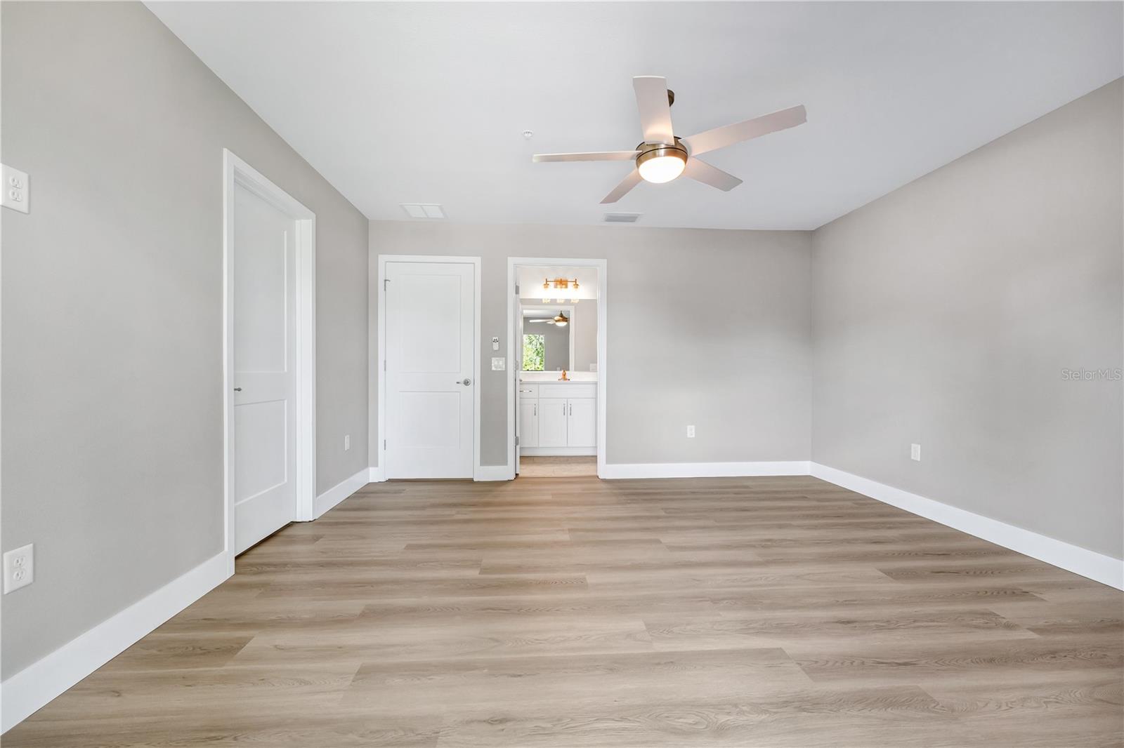 Image 24 of 37 For 37 15th Terrace